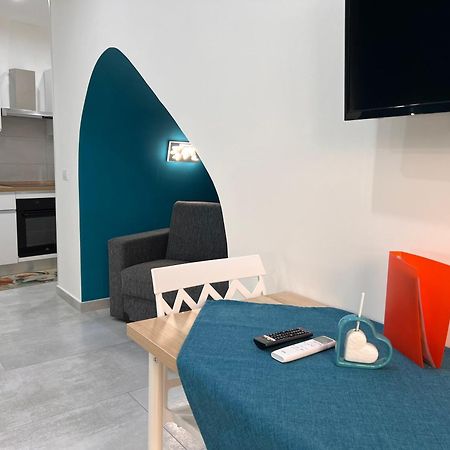 Holiday Home Number 8 نابولي المظهر الخارجي الصورة